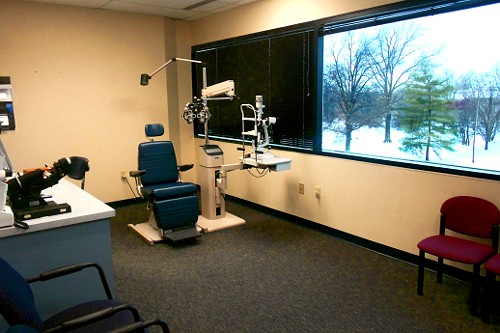 St. Louis Primary Eye Care exam room